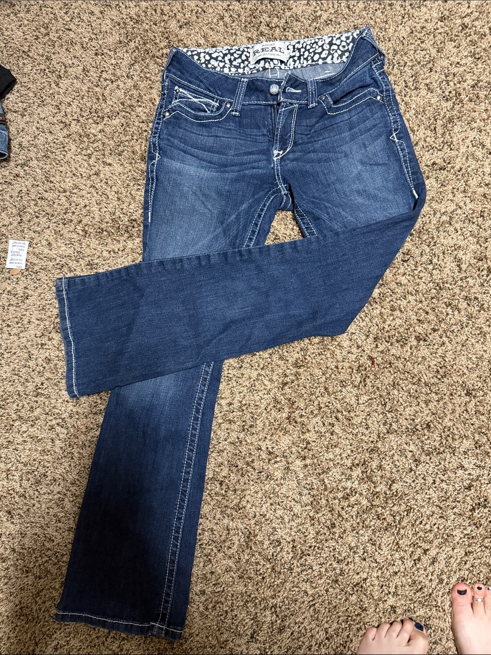 Signature Women's Dark Wash Bootcut Jeans